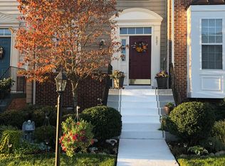 537 McArthur Ter NE, Leesburg, VA 20176