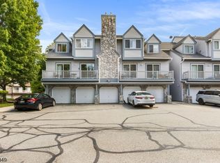 5 Garden Ct, Roxbury Twp., NJ 07876