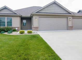 1873 Buckthorn Dr, Columbus, IN 47201