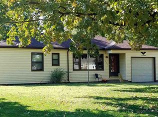 1007 E 12th Ave, Hutchinson, KS 67501