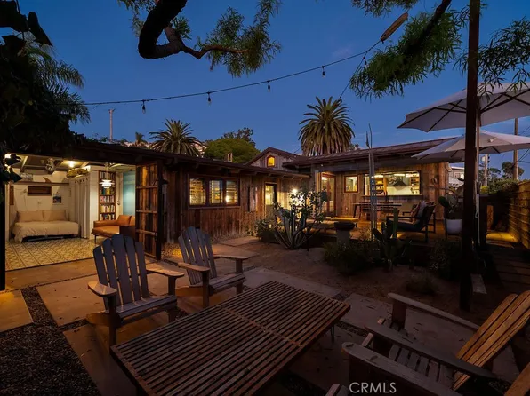 255 1/2 Center St, Laguna Beach, CA 92651