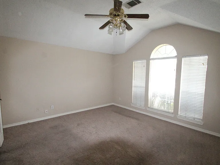 11900 Port Rd — Photo 20