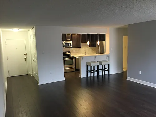 1325 18th St NW Photo 1