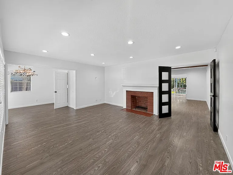 16746 Tupper St — Photo 2