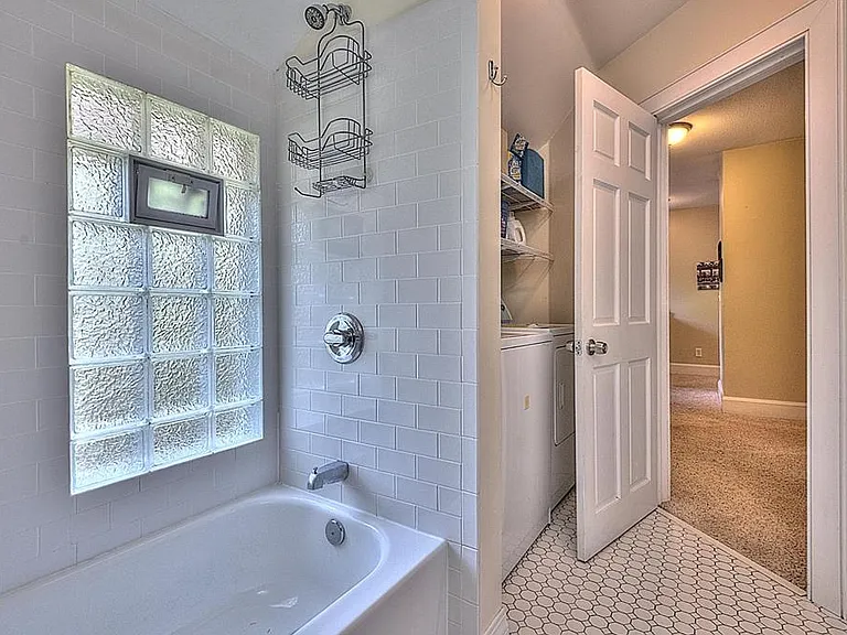 3241 43rd Ave S — Photo 18