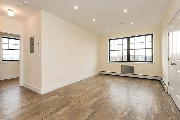 Rented by Nest Seekers International | media 17