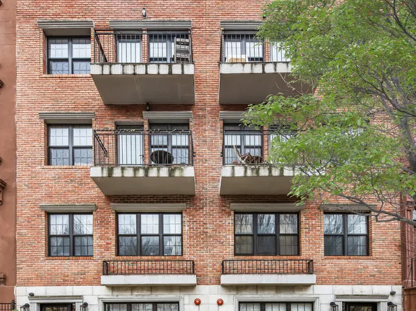 626 Greene Avenue image 1 of 18