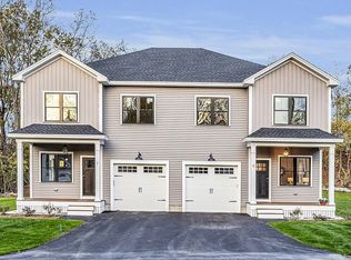 7 McMahon Ave #7, North Chelmsford, MA 01863