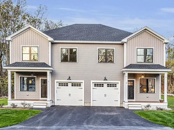 7 McMahon Ave #7, North Chelmsford, MA 01863