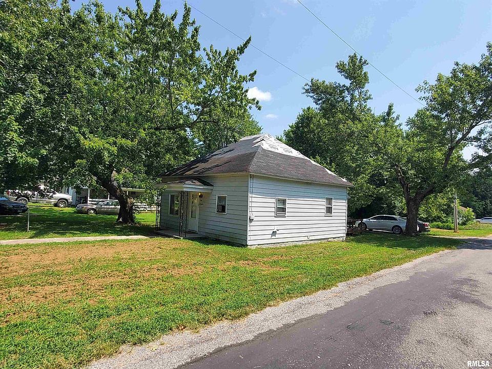 2nd image of 519 Nevada St