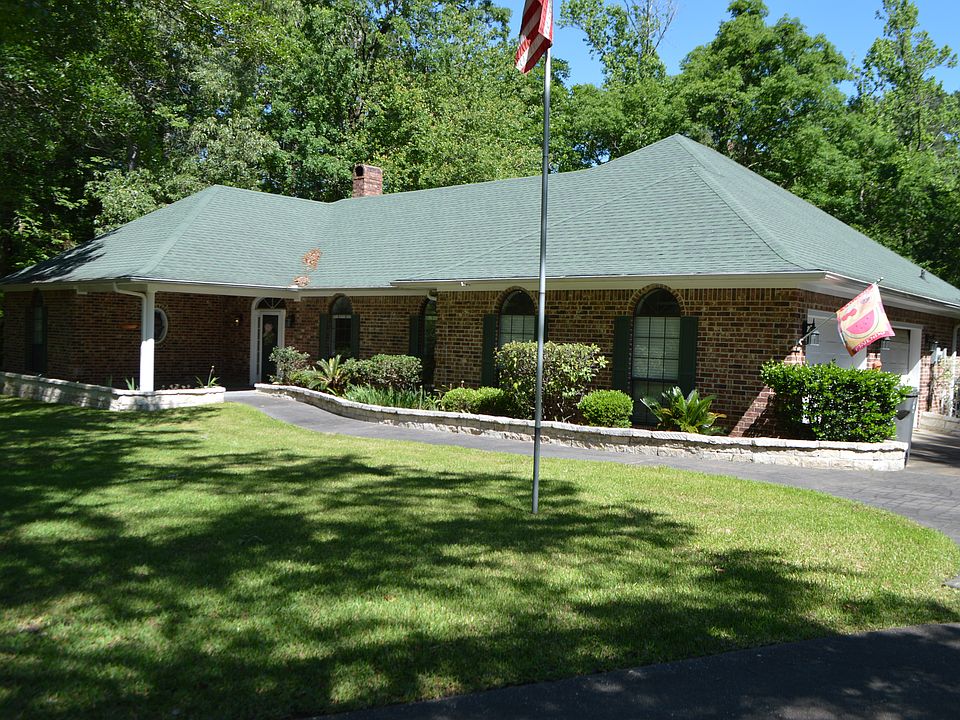 1st image of 410 Karen Dr