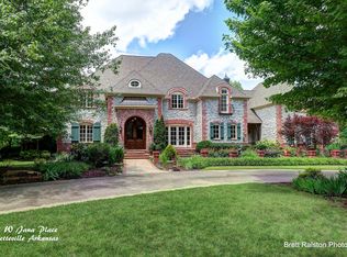 6111 W Jana Pl, Fayetteville, AR 72704