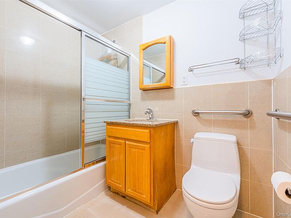 5th image of 3506 Leavitt Street #3B