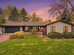 9051 Jane Rd N, Lake Elmo, MN 55042