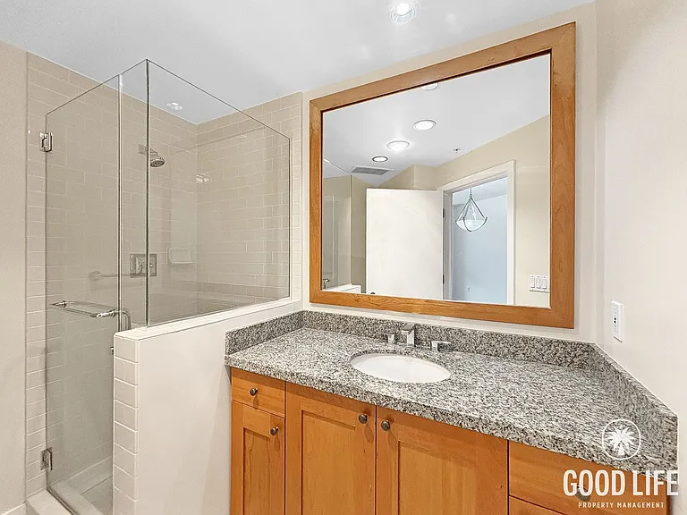 700 W Harbor Dr W #1306 — Photo 21