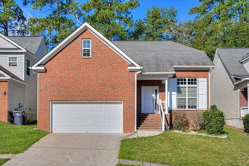 2909 Aylesbury Dr Photo 1