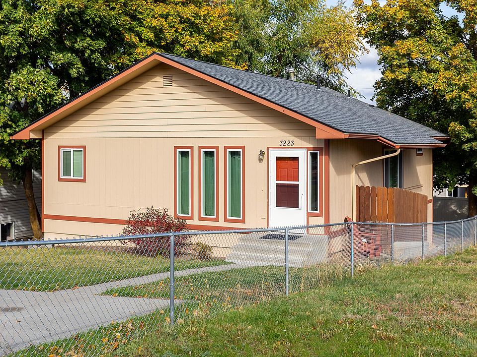 1st image of 3223 E 26th Ave