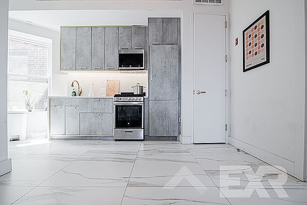 1st image of 130 Graham Ave #5A