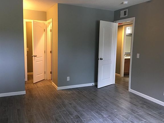 2nd image of 506 Calle Montecito Unit 36