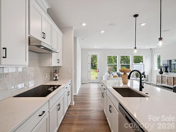 7th image of this home