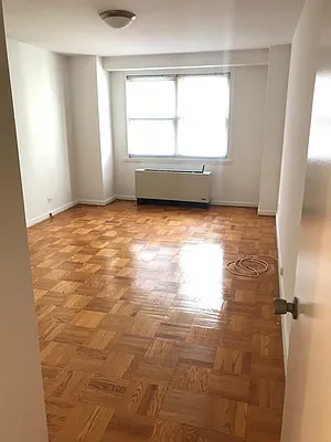 Rented by Hampshire Assets LLC | media 52