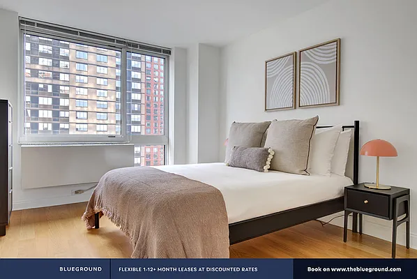 Rented by The Blueground | media 8