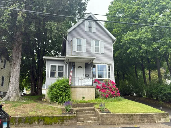 58 Emmett Ave, Derby, CT 06418