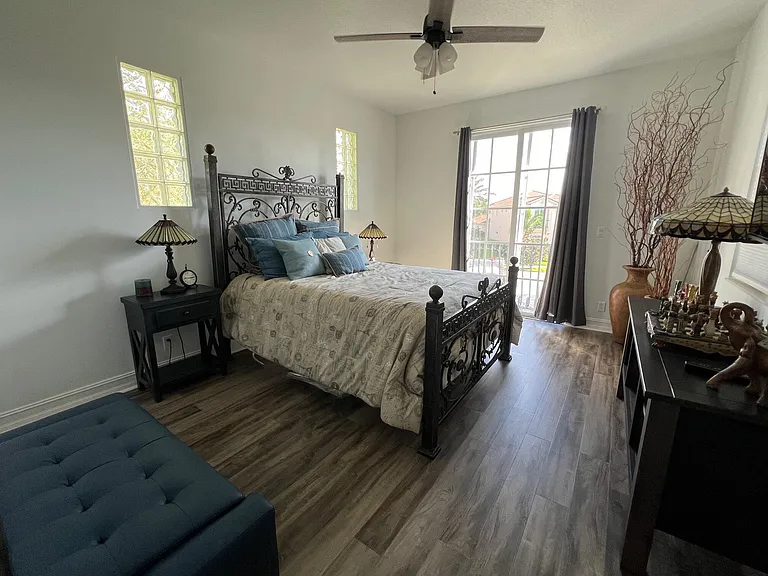 182 Rosalia Ct — Photo 12
