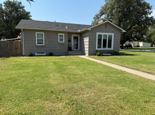 310 N Wieland Ave, Ellinwood, KS 67526
