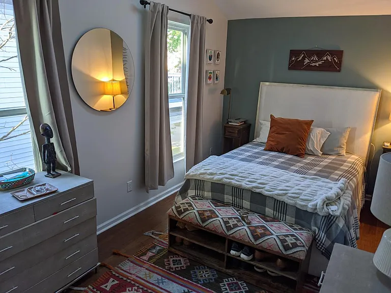 1034 Highland St — Photo 15