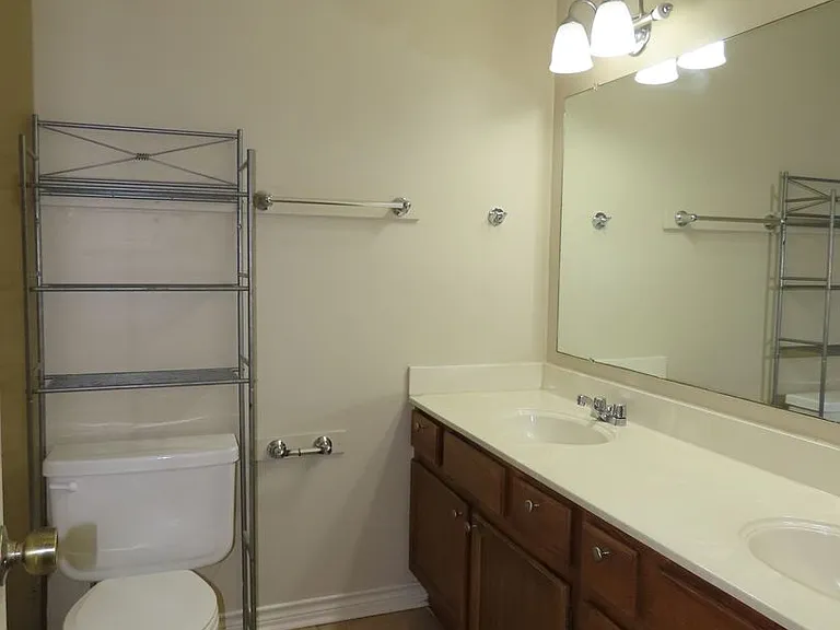 808 Corey Dr — Photo 11