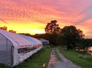 8596 Gillespie Rd, Napoleon, MO 64074