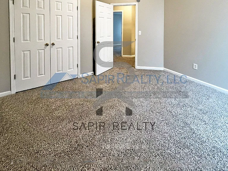5042 Cottage Grove Pl — Photo 6