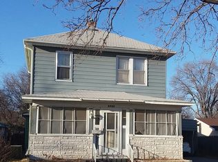1210 W 6th St, Grand Island, NE 68801