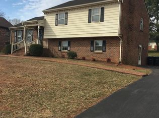 110 Old Post Rd, Lynchburg, VA 24502