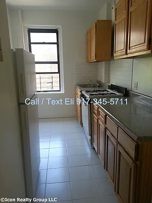 Rented by Uptown Flats LLC | media 10