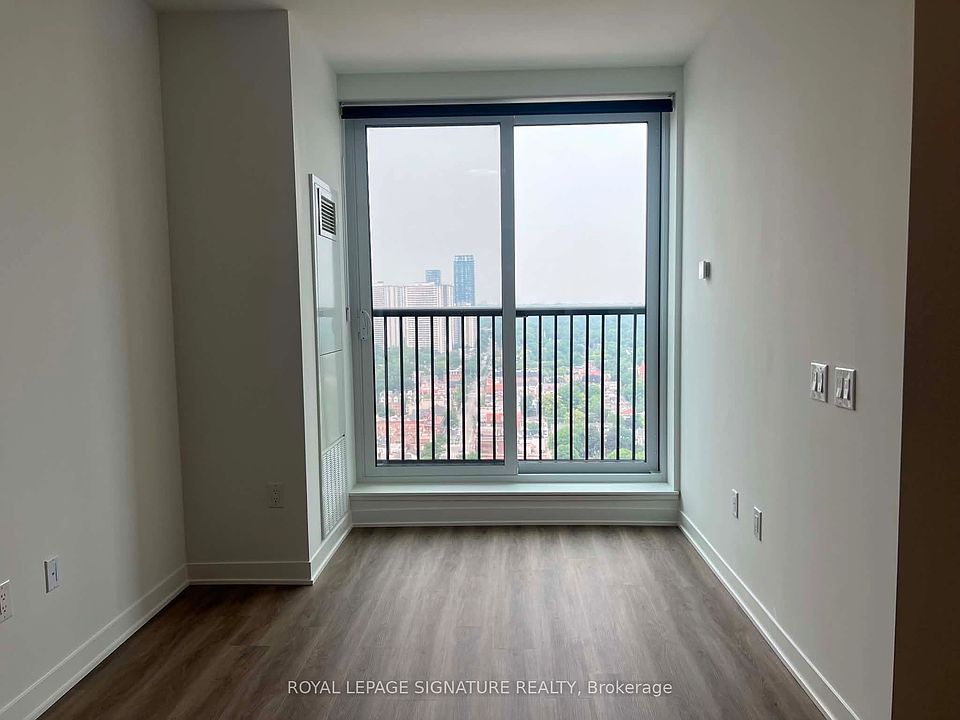 1st image of 10 Oak St #2509