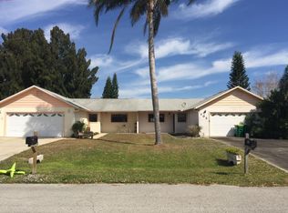 102 Gator Dr, Merritt Island, FL 32953