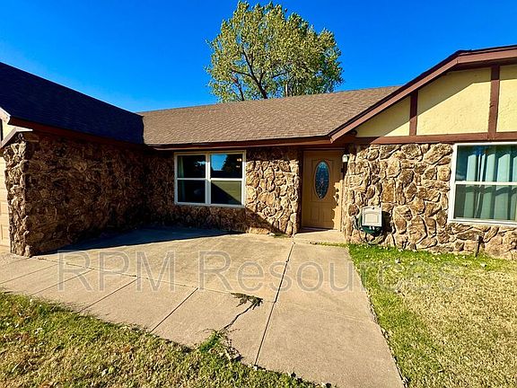 4th image of 725 Mabel C Fry Blvd