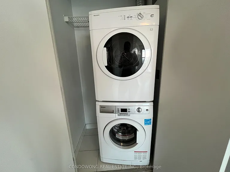 181 Dundas St E #3905 — Photo 10