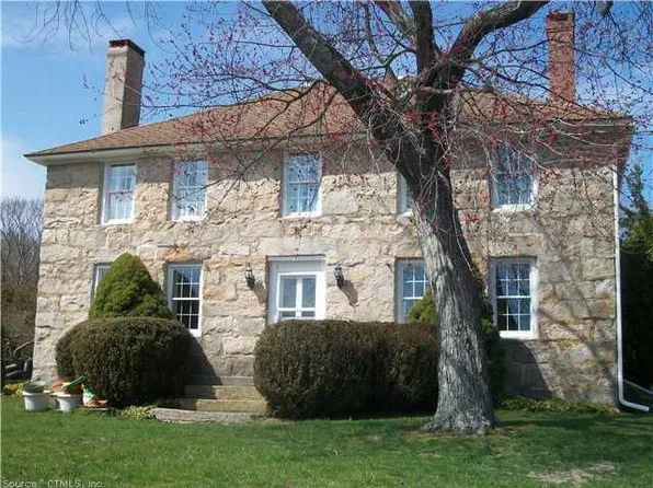 113 Oswegatchie Hills Rd, Niantic, CT 06357