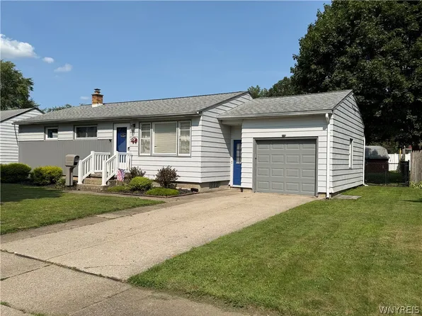 179 Belmont Ct E, North Tonawanda, NY 14120
