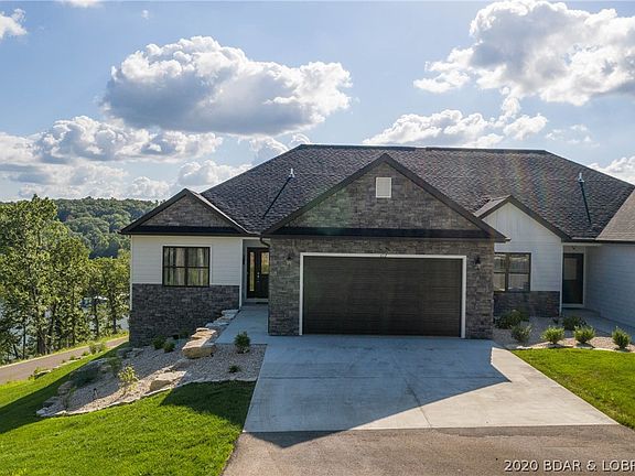 4th image of 612 Tuscany Dr #25A