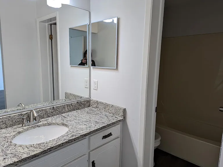 1349 Capri Dr — Photo 15