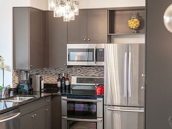 4th image of 3225 Turtle Creek Blvd APT 1434