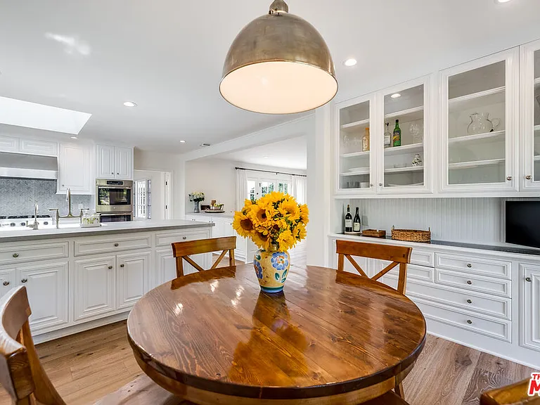 28925 Cliffside Dr — Photo 17