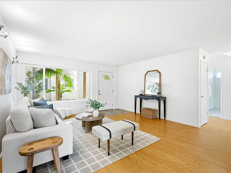 405 Ellwood Beach Dr #B — Photo 5