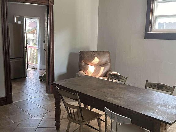 5th image of 1847 Stevens Ave