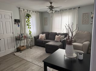 64 Randolph Ave, Tiverton, RI 02878