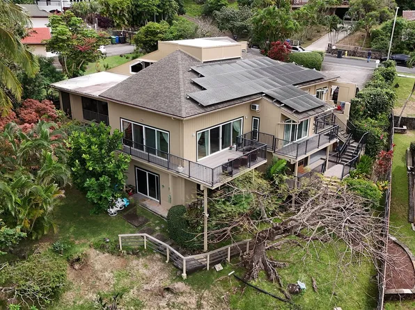 928 Puuomao Pl, Honolulu, HI 96825